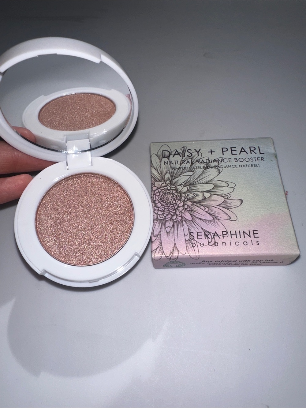 Seraphine Botanicals Daisy + Pearl Natural Radiance Booster